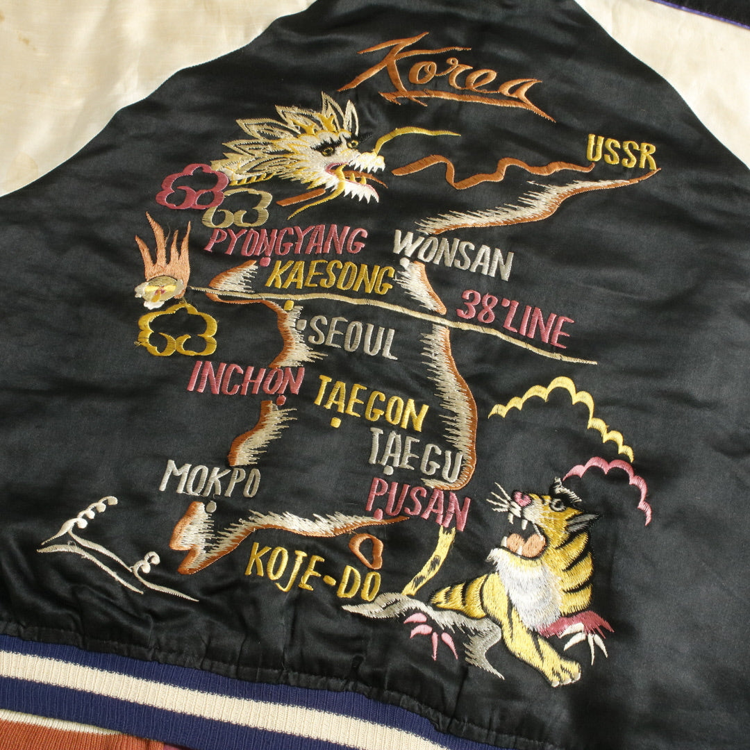 朝鮮半島の地図、38度線、KOREAの都市名が刺繍された1950年代スーベニアジャケット